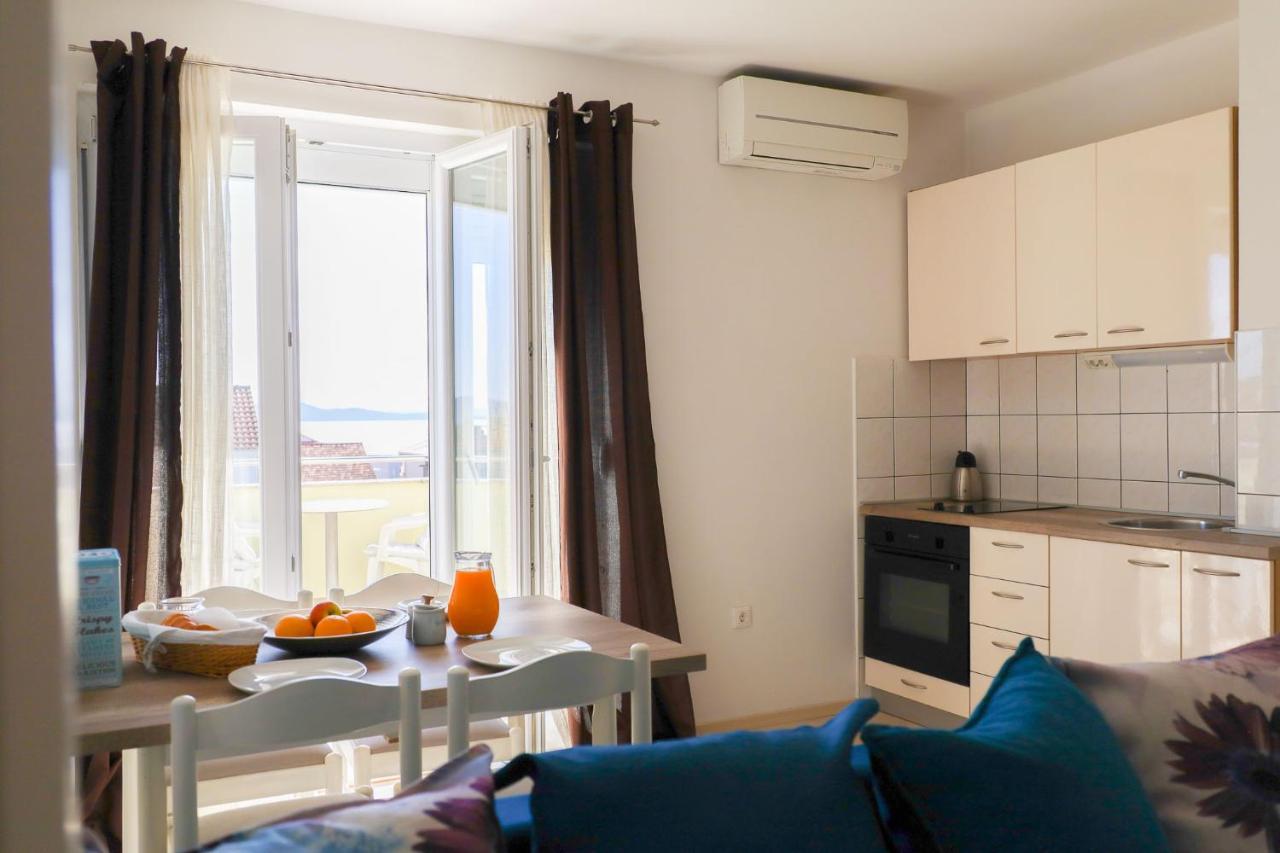 The Florens Residence Near The Beach With The Pool, Bbq And Kids Playground, Zadar Diklo Eksteriør billede