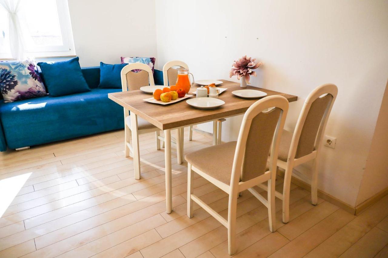 The Florens Residence Near The Beach With The Pool, Bbq And Kids Playground, Zadar Diklo Eksteriør billede