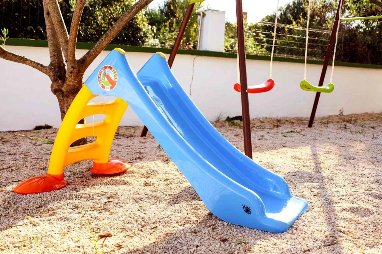 The Florens Residence Near The Beach With The Pool, Bbq And Kids Playground, Zadar Diklo Eksteriør billede
