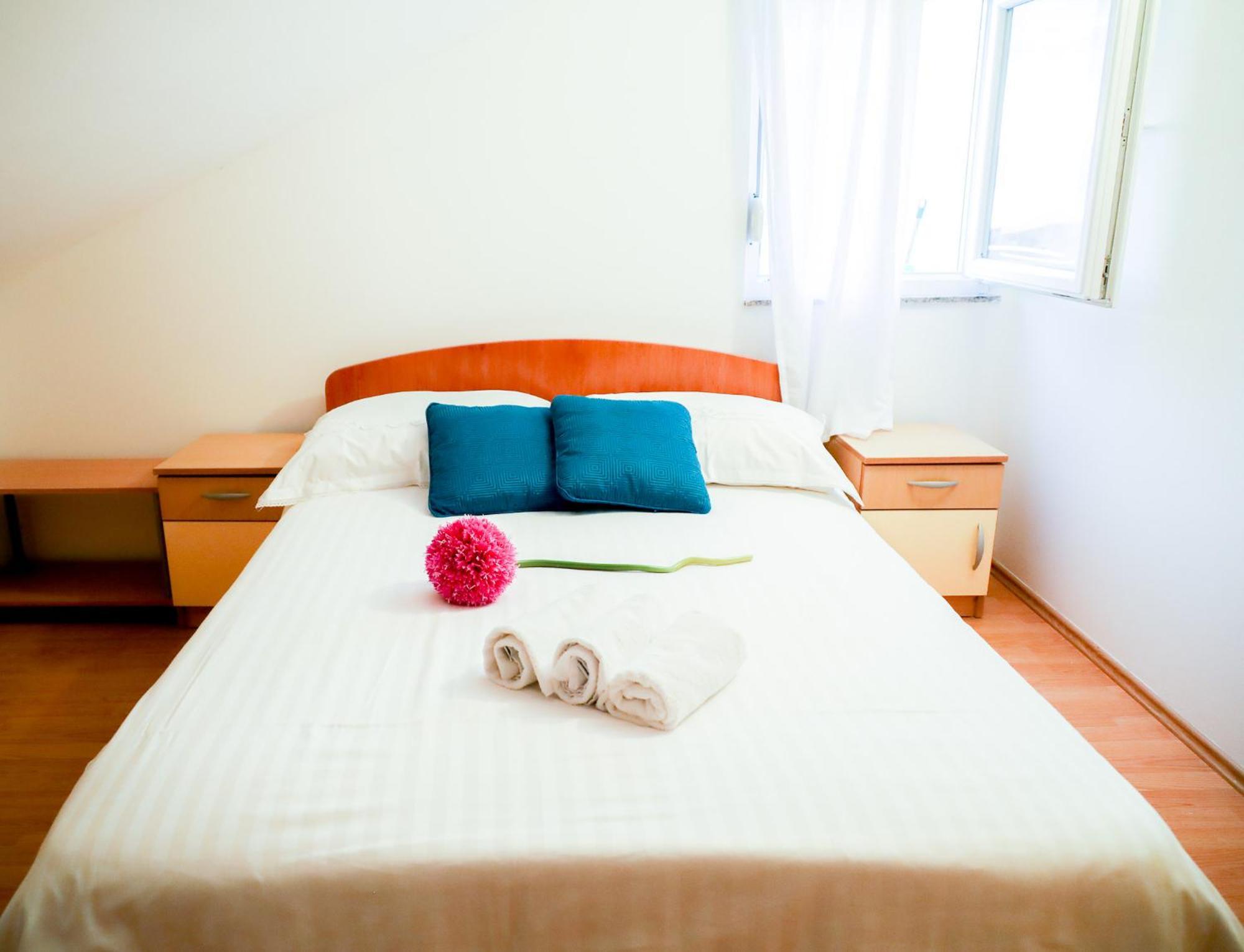 The Florens Residence Near The Beach With The Pool, Bbq And Kids Playground, Zadar Diklo Værelse billede